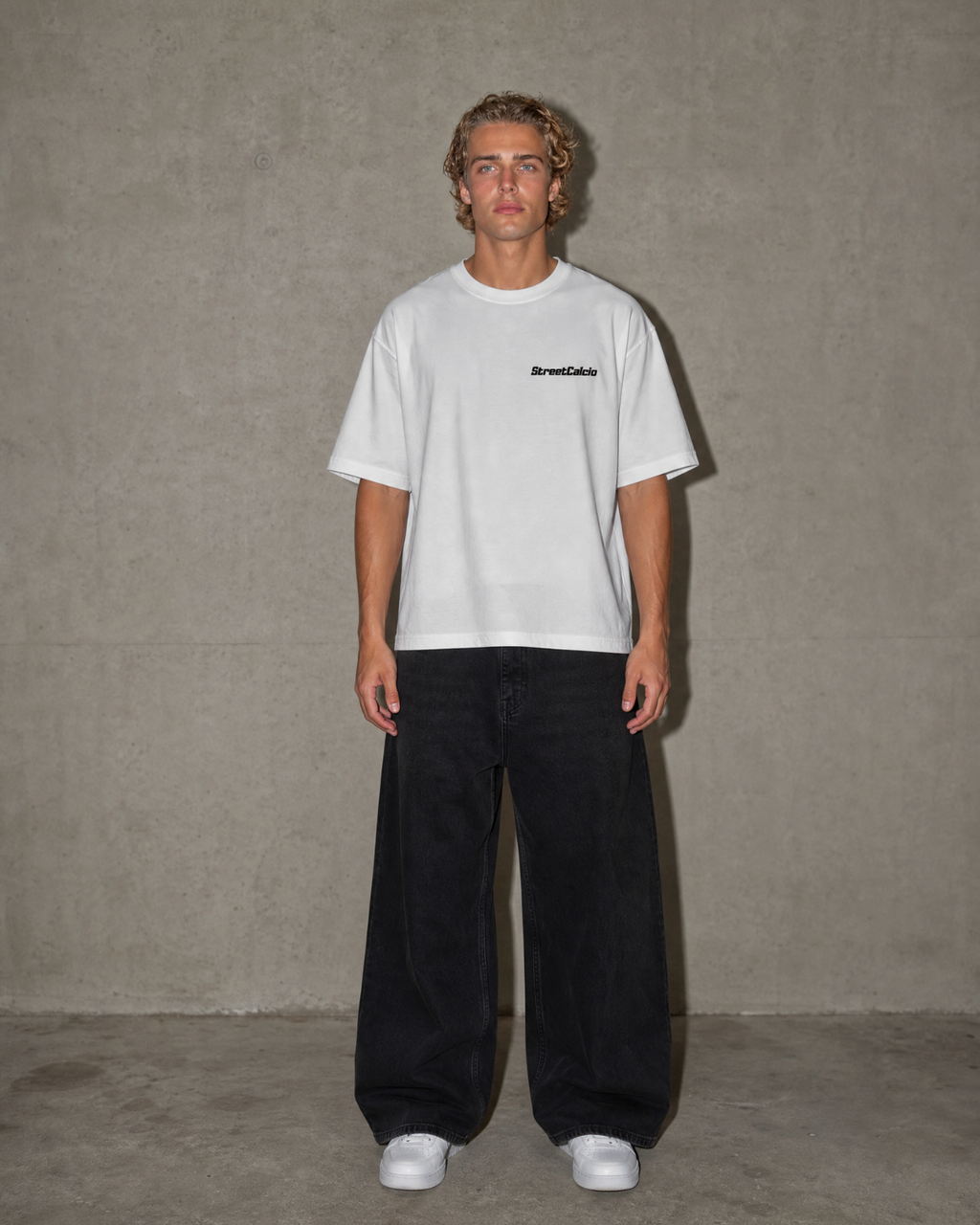 Oversize T-Shirt Cristiano Ronaldo ,,Goat'' - White